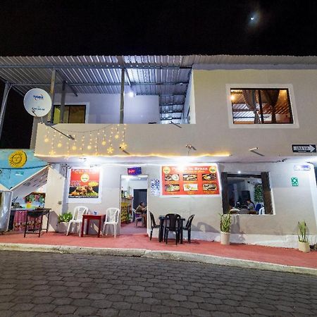 Appartement Mi Oficina à Puerto Ayora  Extérieur photo