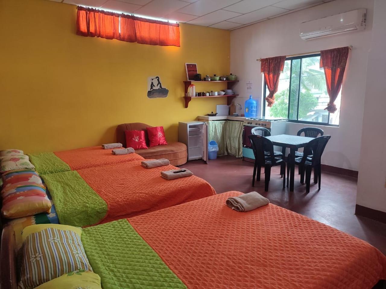 Appartement Mi Oficina à Puerto Ayora  Extérieur photo