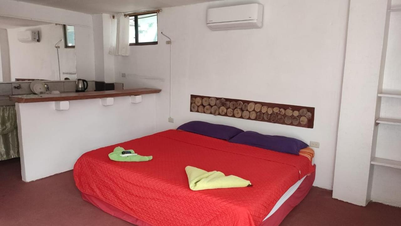 Appartement Mi Oficina à Puerto Ayora  Extérieur photo